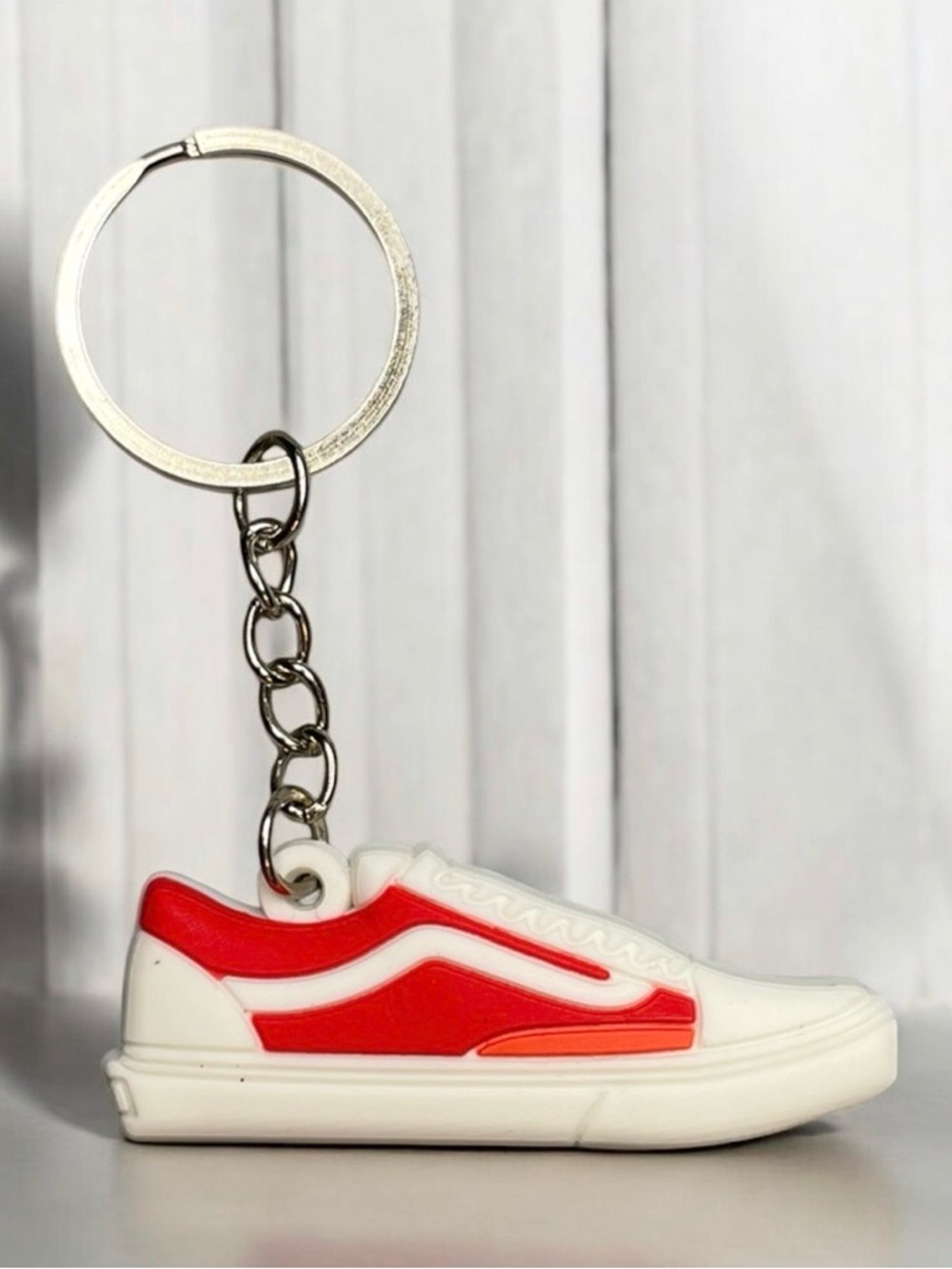 Vans Old Skool Sneaker Keychain